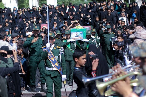 تشییع شهید اسماعیل نادی در سربیشه