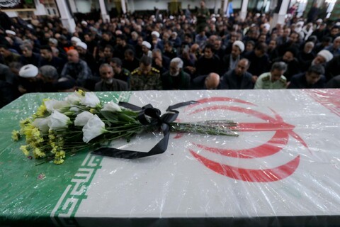 تصاویر| مراسم وداع با شهید مدافع اقتدار ملی در سربیشه