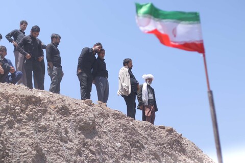 تصاویر| مراسم تشییع و تدفین شهید اقتدار ملی در روستای چاه خو سربیشه