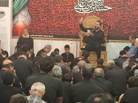 تصاویر/ سوگواره هیئت محبان اهل بیت (ع) کاشان در شب ششم محرم