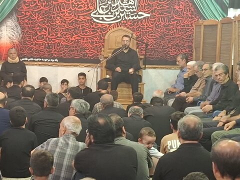 تصاویر/ سوگواره هیئت محبان اهل بیت (ع) کاشان در شب ششم محرم