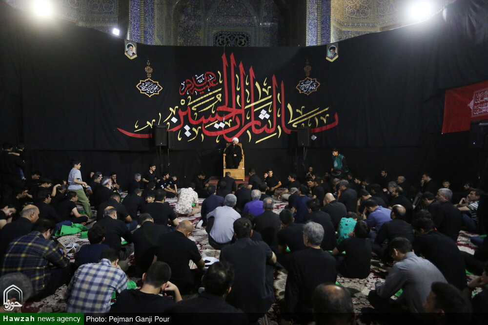 اشک بر سیدالشهدا(ع) کلید ورود به وادی رحمت الهی است