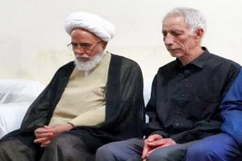 نماینده ولی‌فقیه در کرمانشاه از خانواده‌ شهدای جنایات رژیم صهیونی دلجویی کرد+عکس