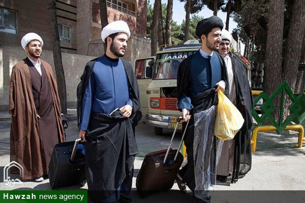 تقویت فرهنگ ایثار و مقاومت از اهداف محوری مبلغان است