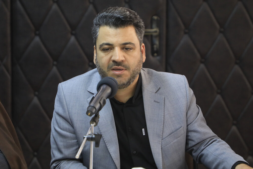 مسجد سنگر مبارزه با استکبار است + عکس