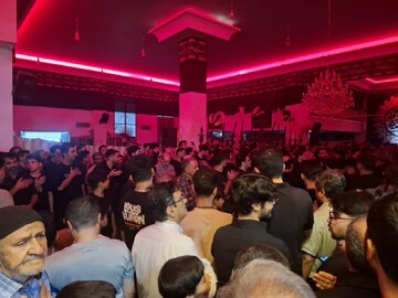 فیلم | عزاداری شب ششم  محرم در هیئت قائمیه(عج) کاشان