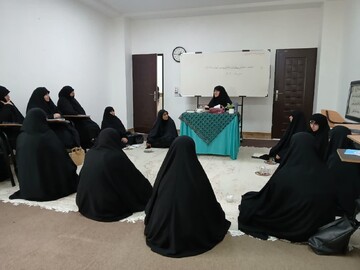 نشست فصلی معاونان فرهنگی مدارس علمیه خواهران مازندران برگزار شد