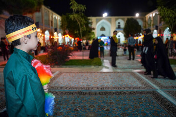 عزاداری کودکان در «هیئت کبوترانه» و «حسینیه کودک» حرم رضوی