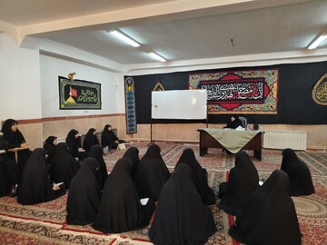 تصاویر/ جلسات دهه اول مدرسه علمیه تخصصی فاطمیه کرمان