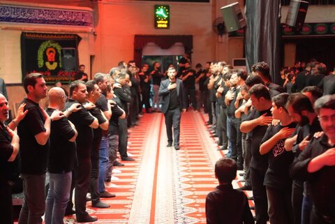 تصاویر/ حضور استاندار آذربایجان غربی در جمع هیئات عزاداری امام حسین علیه السلام