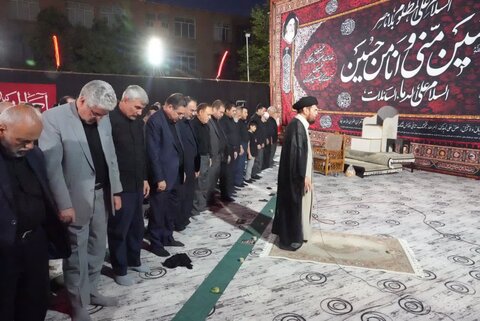 تصاویر/ حضور استاندار آذربایجان غربی در جمع هیئات عزاداری امام حسین علیه السلام