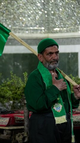 تصاویر / عزاداری روز پنجم محرم هیئات مذهبی آران و بیدگل در حرم مطهر هلال بن علی (ع)