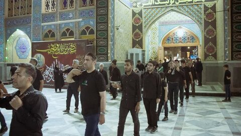 تصاویر / عزاداری روز پنجم محرم هیئات مذهبی آران و بیدگل در حرم مطهر هلال بن علی (ع)