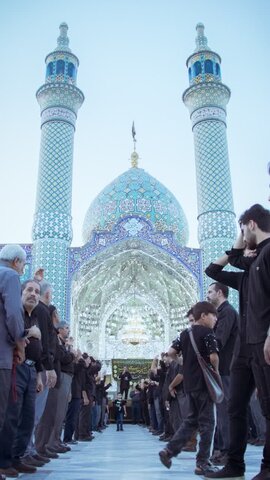 تصاویر / عزاداری روز پنجم محرم هیئات مذهبی آران و بیدگل در حرم مطهر هلال بن علی (ع)