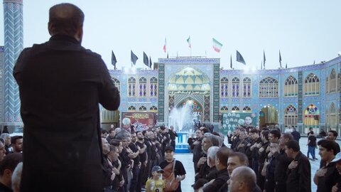 تصاویر / عزاداری روز پنجم محرم هیئات مذهبی آران و بیدگل در حرم مطهر هلال بن علی (ع)