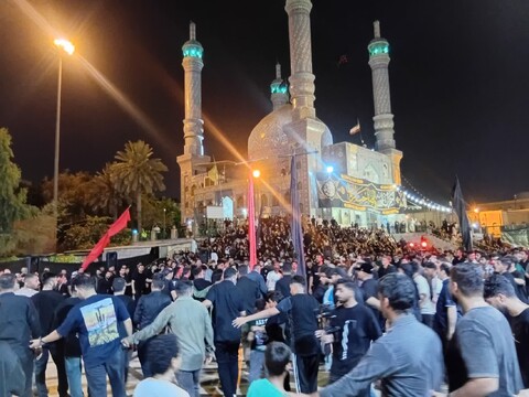 تصاویر/ مراسم عزاداری شب ششم محرم امامزاده سیدمظفر(ع) بندرعباس