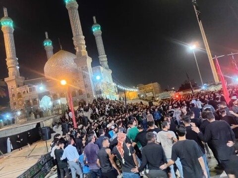 تصاویر/ مراسم عزاداری شب ششم محرم امامزاده سیدمظفر(ع) بندرعباس
