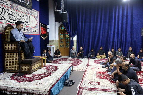 تصاویر/ مراسم عزاداری دهه اول محرم لر زبانان مقیم قم