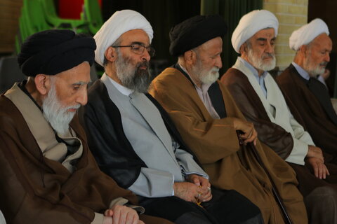 مراسم عزاداری روز ششم ماه محرم در مدرسه علمیه آیت الله آخوند (ره) برگزار شد