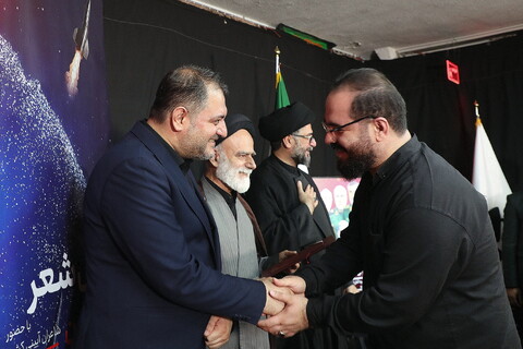 تصاویر/محفل شعر ایران حسین