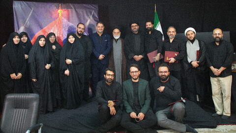 تصاویر/محفل شعر ایران حسین