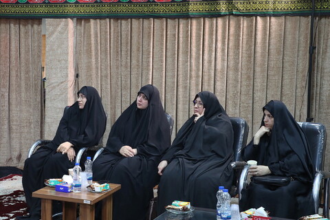 تصاویر/محفل شعر ایران حسین