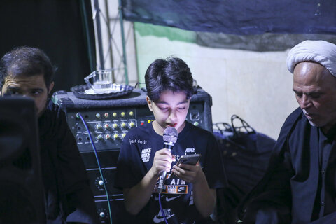 تصاویر| برپایی هیئت خانگی امام حسن(ع) در شیراز