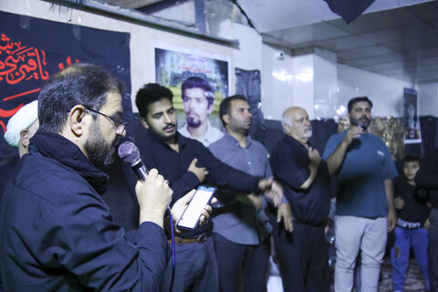 تصاویر| برپایی هیئت خانگی امام حسن(ع) در شیراز