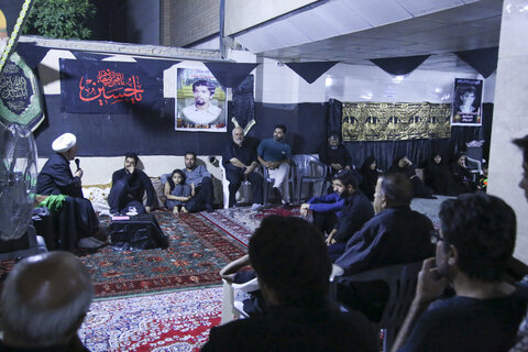 تصاویر| برپایی هیئت خانگی امام حسن(ع) در شیراز