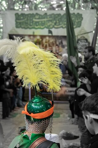 تصاویر/ تجمع بزرگ احلی من العسل نوجوانان حسینی آران و بیدگل در نجف ایران؛