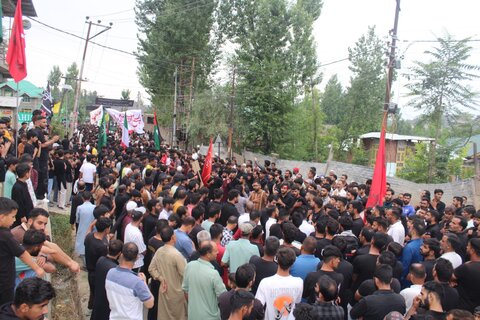 انجمنِ شرعی شیعیانِ جموں وکشمیر کے تحت چھٹی محرم کی مناسبت سے عظیم الشان جلوس عزاء برآمد