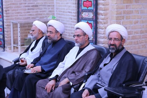 برگزاری مراسم عزاداری اباعبدالله الحسین علیه السلام در روز ششم محرم در مدرسه علمیه شفیعیه