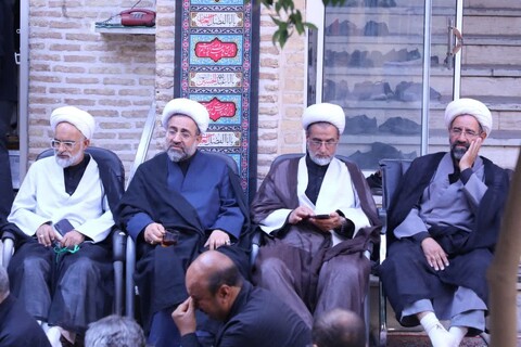 برگزاری مراسم عزاداری اباعبدالله الحسین علیه السلام در روز ششم محرم در مدرسه علمیه شفیعیه