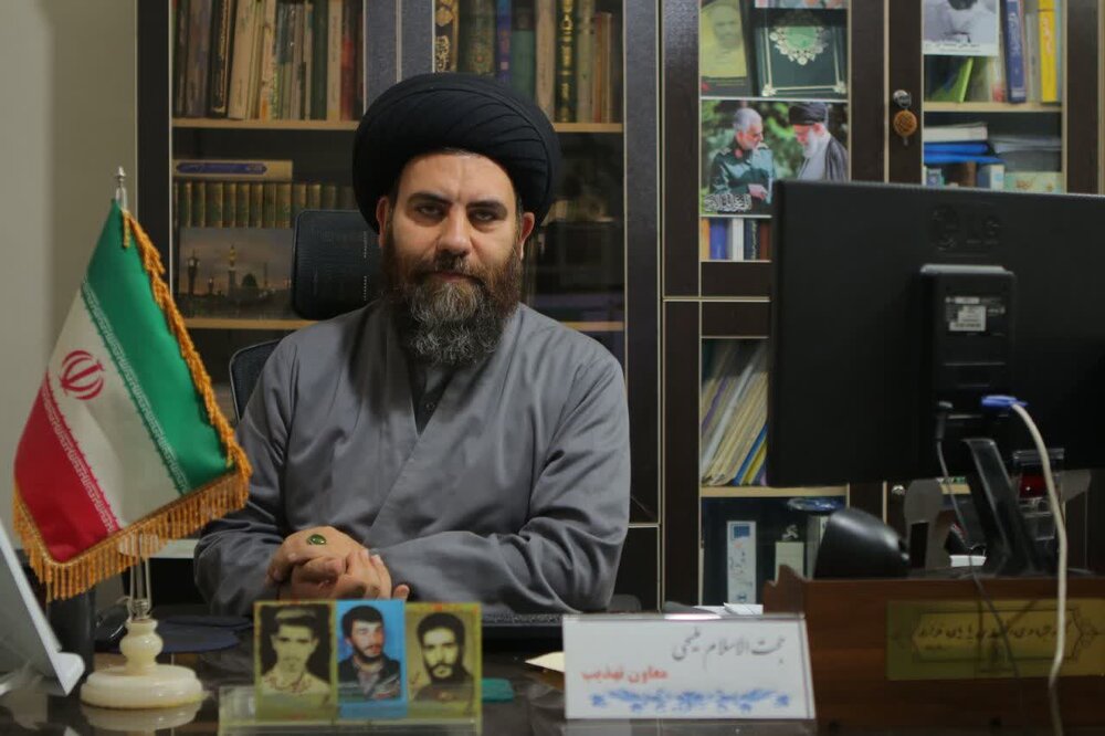 قیام امام حسین(ع) بر پایه پاسخ به ندای مظلوم و مقابله با فساد بود