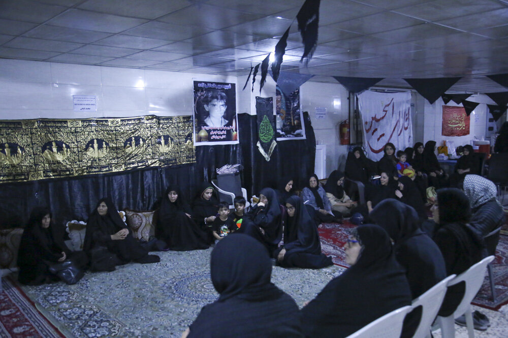 خانه‌ای به وسعت یک حسینیه، روایت شبی پرشور در منزل آقای فتحی