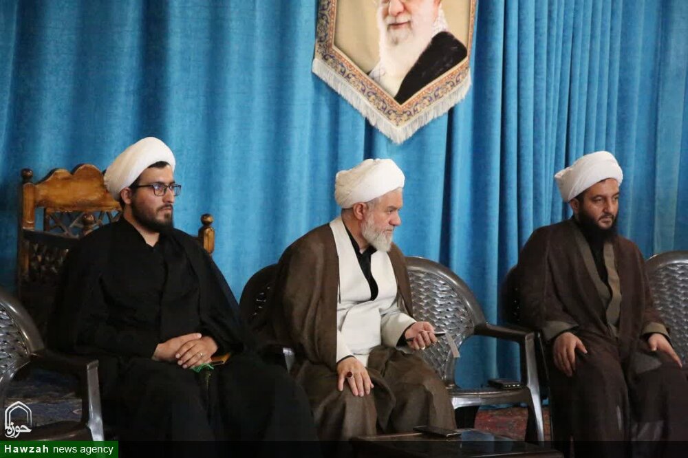 تصاویر / نشست هفتگی مبلغیناسدآباد با امام جمعه