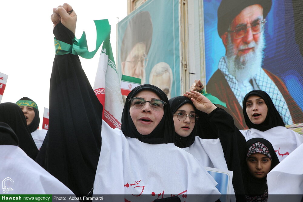 ईरानी क़ौम अपने नेतृत्व, धर्म और मातृभूमि के लिए अंतिम सांस तक मैदान में रहेगी: आयतुल्लाह अहमद ख़ात्मी