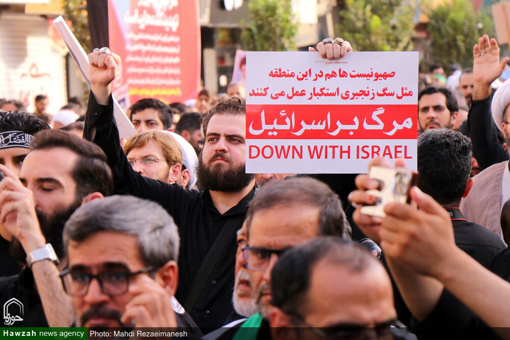 ईरानी क़ौम अपने नेतृत्व, धर्म और मातृभूमि के लिए अंतिम सांस तक मैदान में रहेगी: आयतुल्लाह अहमद ख़ात्मी