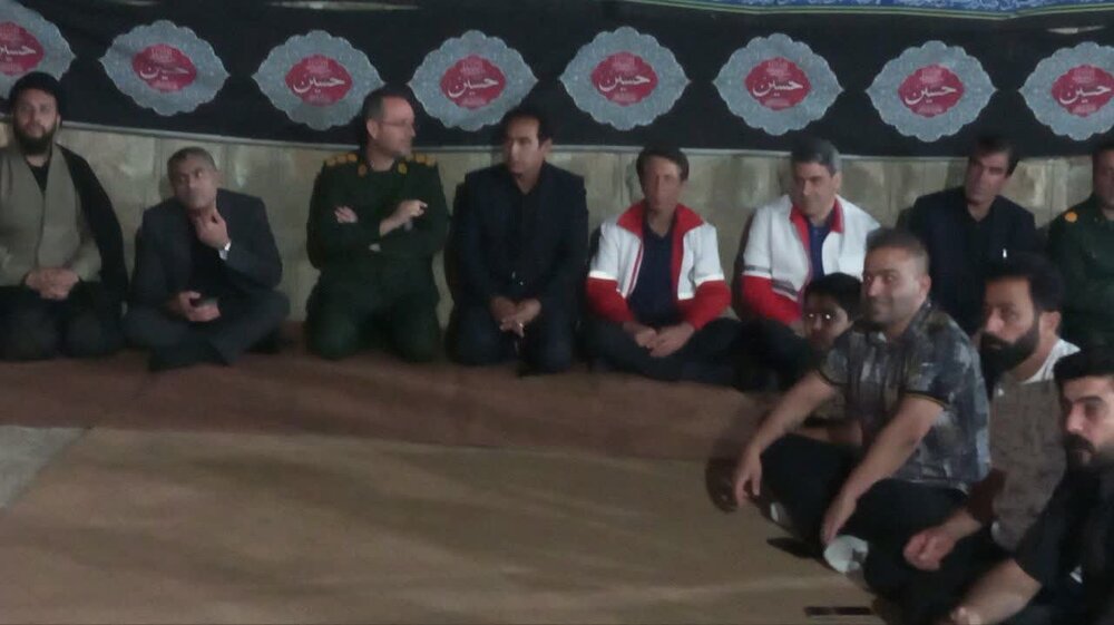 تصاویر/حضور امام جمعه شهرستان ابدانان در هیئت حضرت علی اصغر