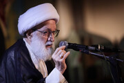 آية الله عيسى قاسم: تعرّض الرئيس الأمريكيّ للإمام الخامنئيّ جهلٌ وسفاهةٌ وعدم دقّة في تقييم الأمور والعواقب