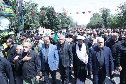 تصاویر / مراسم تشییع شهید مدافع وطن در قزوین