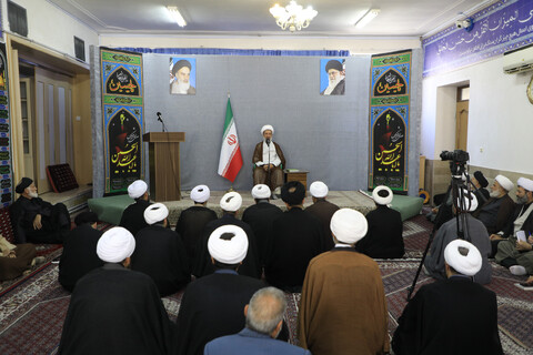 تصاویر| نشست تبیینی جمعی از مبلغین محرم در خراسان جنوبی