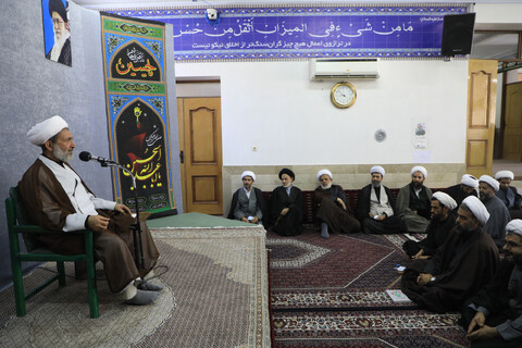 تصاویر| نشست تبیینی جمعی از مبلغین محرم در خراسان جنوبی