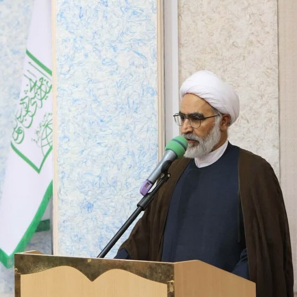 عاشورا عین سیاست بود/ عاشورا  اوج مبارزه با سلطه‌گری و مطالبه عدالت است