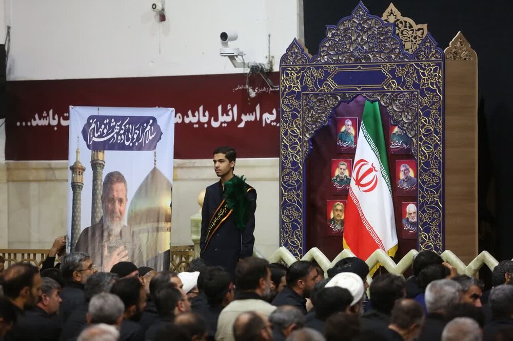 شکوه حضور در وداع با «حاج رمضان» عزیز / میرباقری: در جنگ تحمیلی ۱۲ روزه وارد مرحله جدید مبارزه ایمان و کفر شدیم