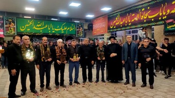 تصاویر/ تجلیل از پیرغلامان حسینی در گناوه