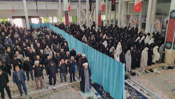 تصاویر/ اقامه نماز جمعه رابر