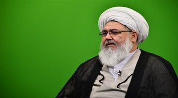 محرم، میدان جهاد با دشمن درون و بیرون است