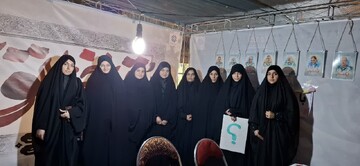 تصاویر/ فعالیت طلاب و اساتید مدرسه علمیه الزهرا (س) اراک در پیاده راه امیرکبیر در دهه اول محرم