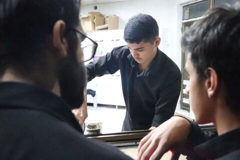 تصاویری از حواشی هیئت فاطمیون ارومیه